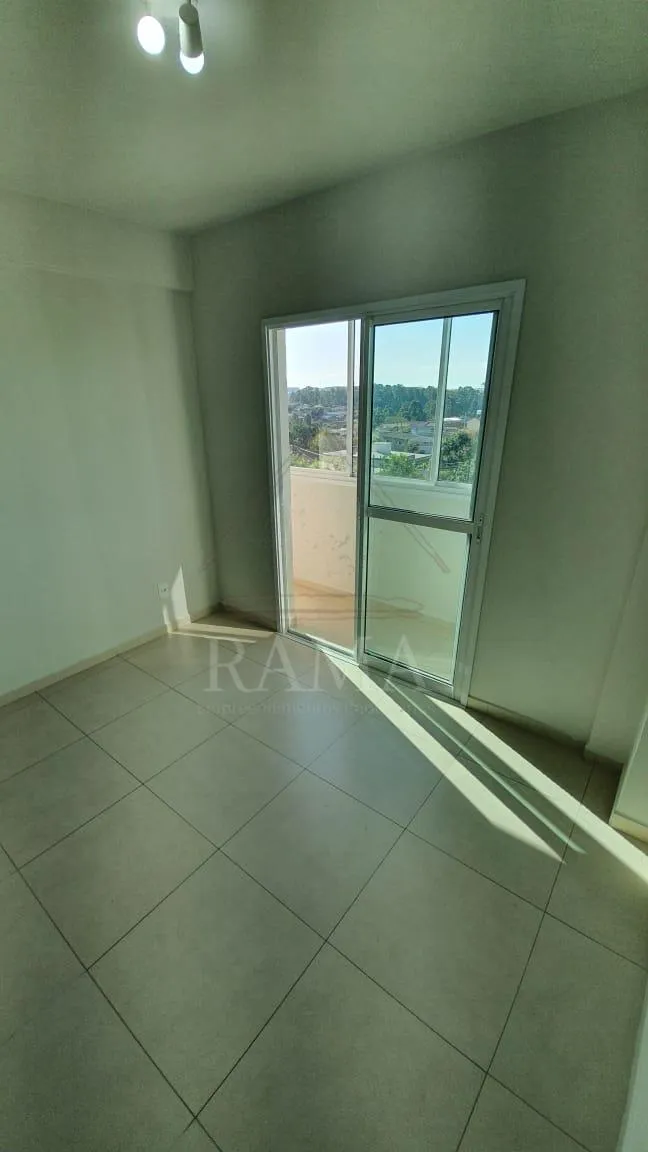 Apto de 75,66m² com 1 Amplo Quarto, Elevador e Garagem, no Jd. Carvalho!