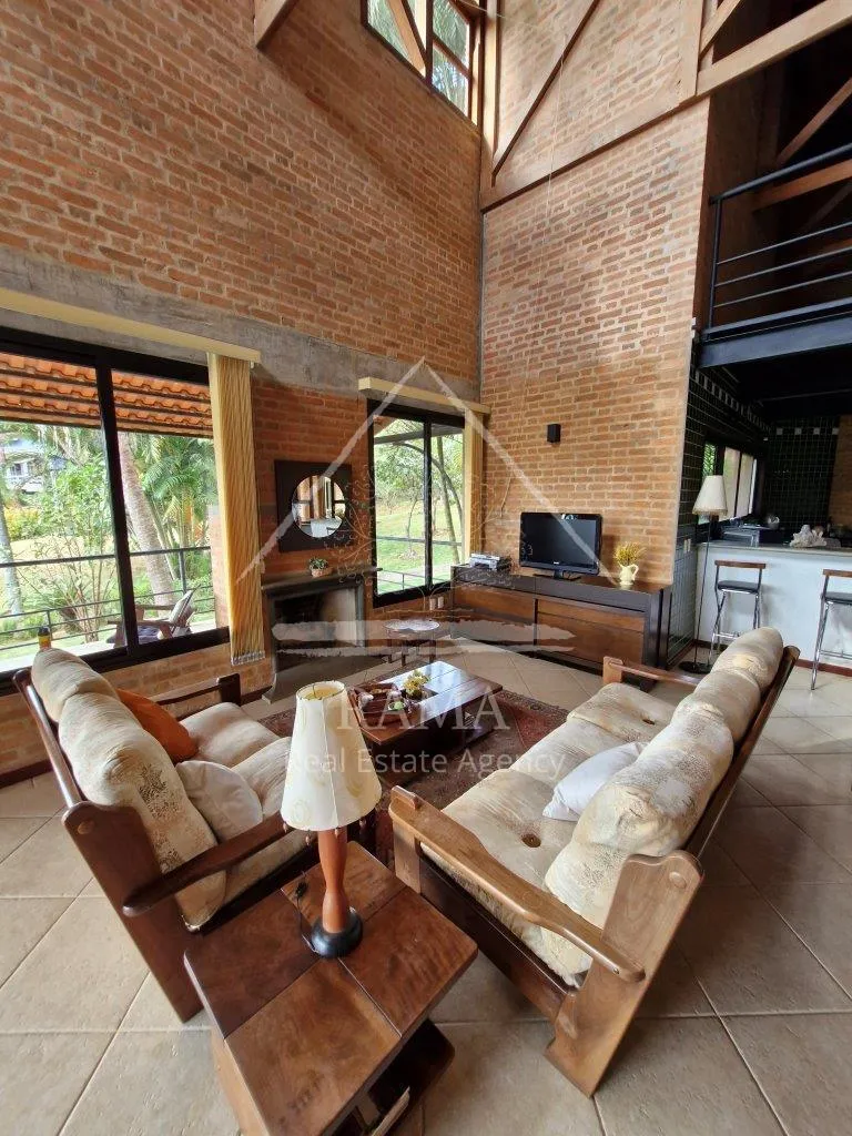 Casa Moderna em Condomínio Fechado Região de São Lourenço - Sul de Minas Gerais