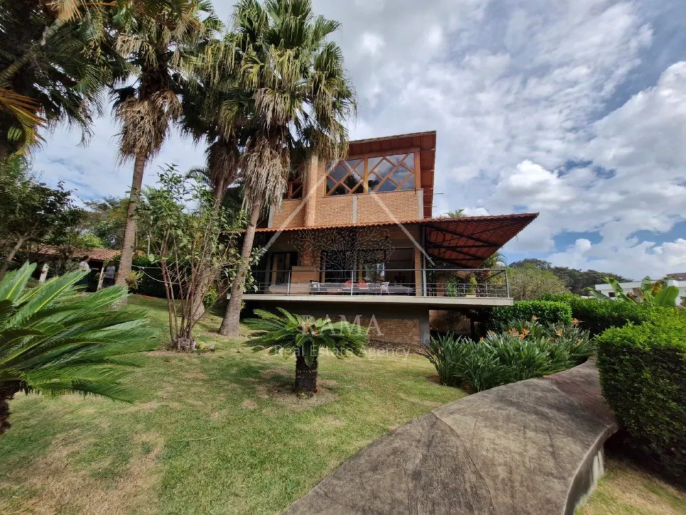 Casa Moderna em Condomínio Fechado Região de São Lourenço - Sul de Minas Gerais
