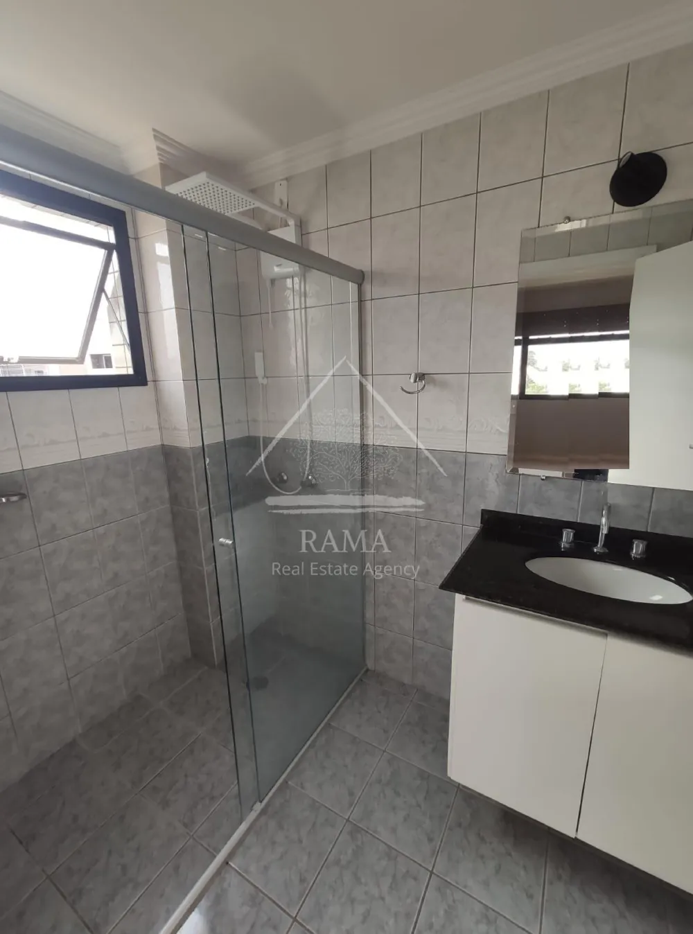 Apto em excelente localização no Vila Estrela, com linda mobília planejada!