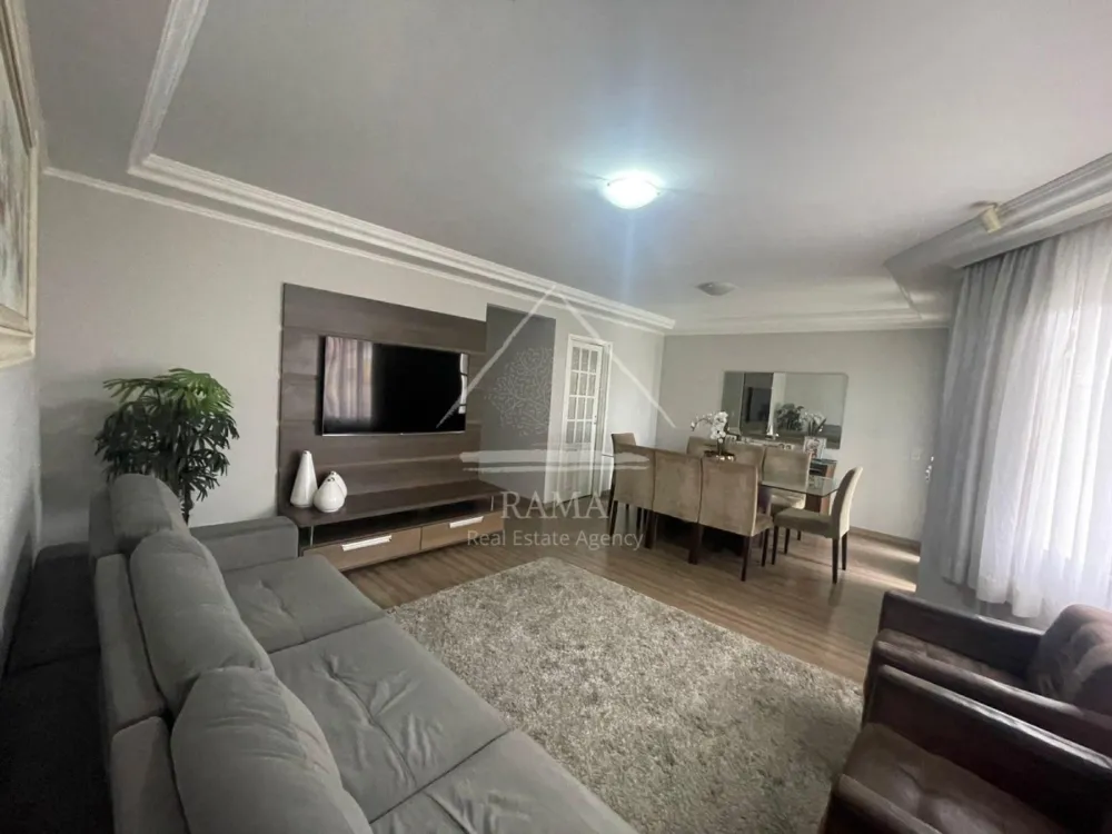 Casa em Oficinas, 3 Quartos, um deles Suíte, 3 vagas, semi-mobiliada