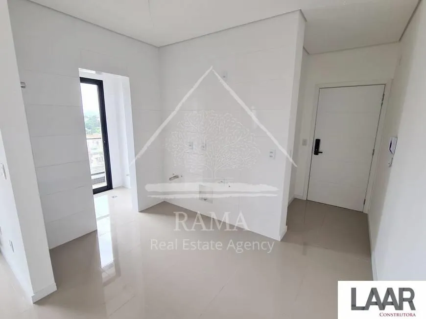 Apto Novo, pronto para morar em excelente localização no Vila Estrela!