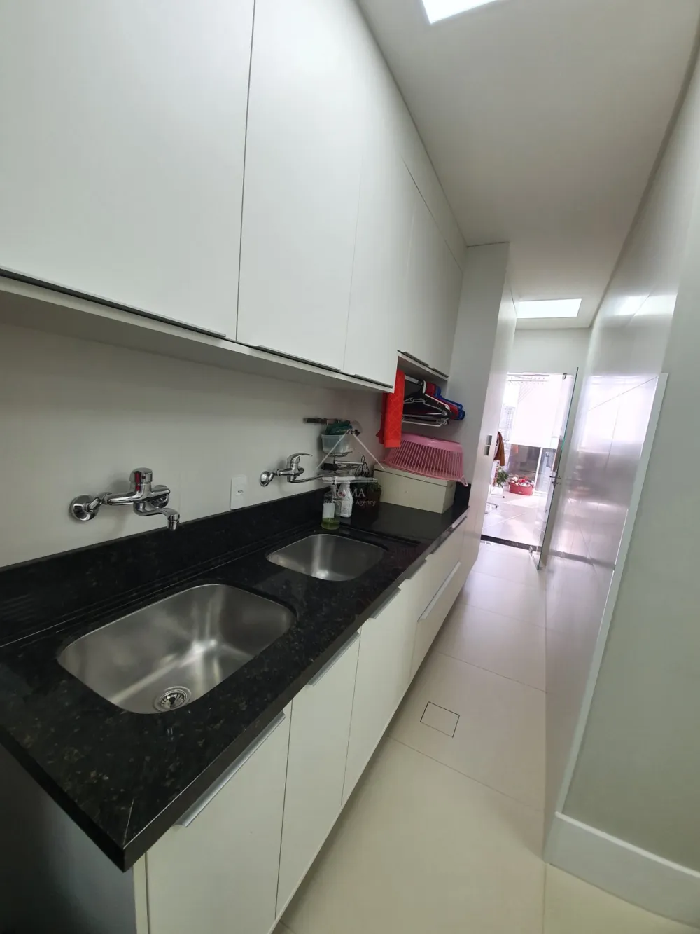 Apartamento 4 suítes para Venda no bairro Centro em Ponta Grossa