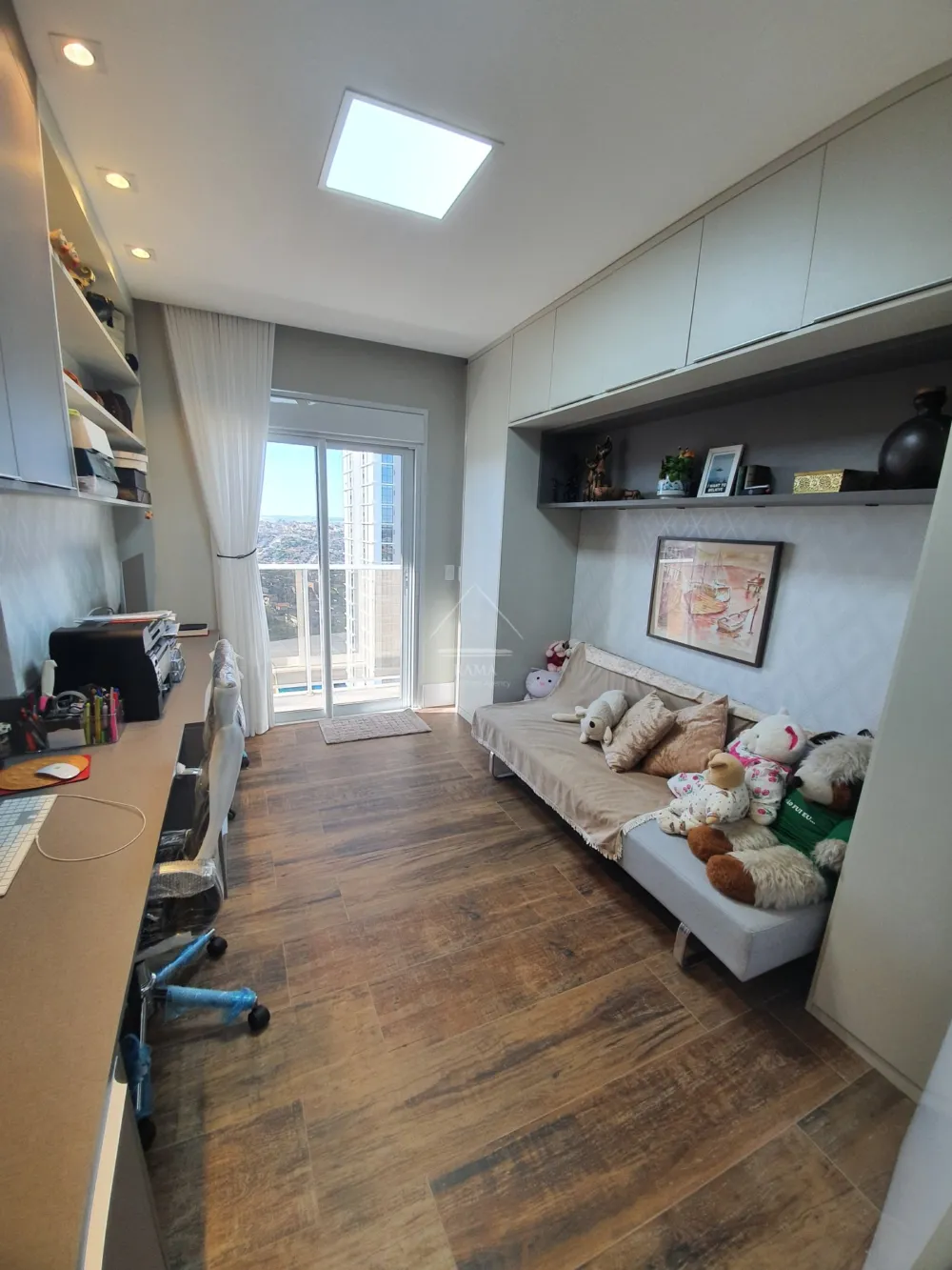 Apartamento 4 suítes para Venda no bairro Centro em Ponta Grossa
