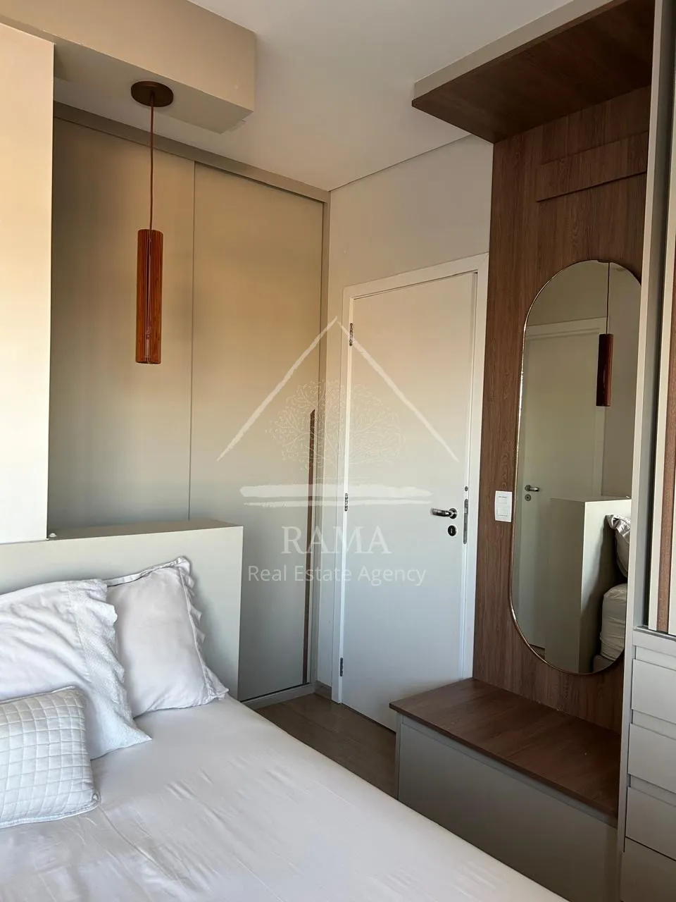 Apto mobiliado, pronto para morar em excelente localização no Vila Estrela!