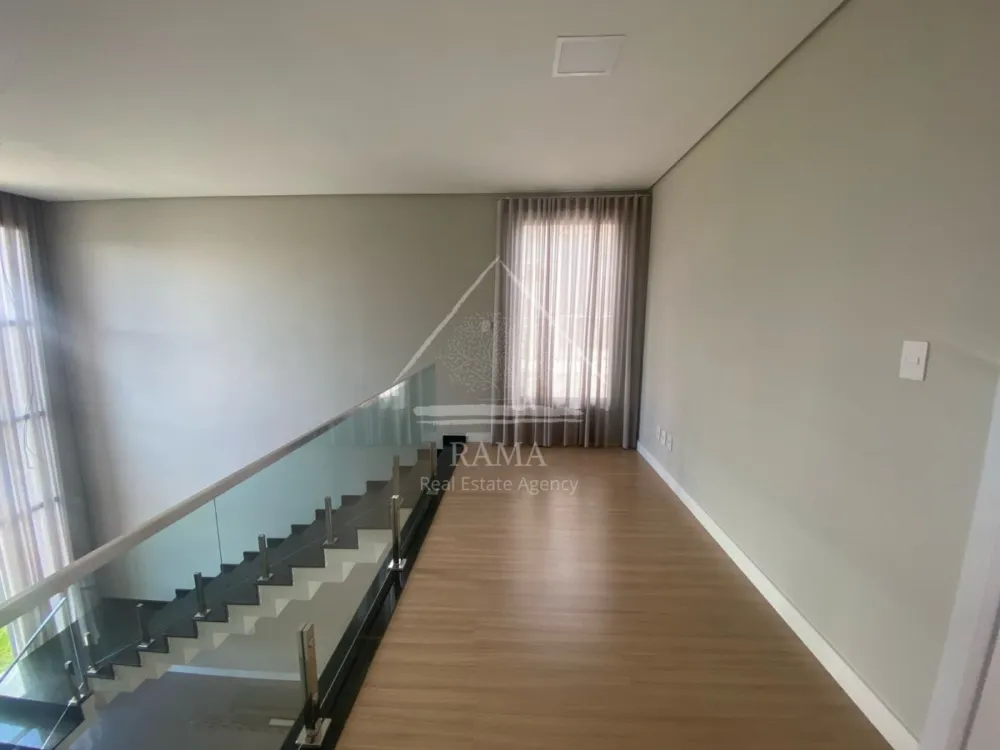 Casa de Alto Padrão para aluguel no Terras Alphaville, 3 Suítes, 4 vagas.
