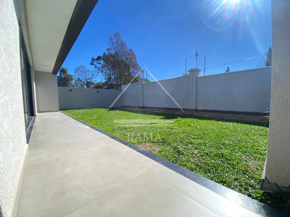 Casa de Alto Padrão para aluguel no Terras Alphaville, 3 Suítes, 4 vagas.