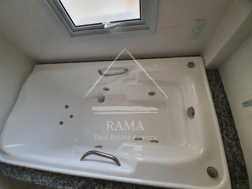 Casa de alto padrão em Condomínio Fechado no Estrela, 4 Quartos (3 Suítes)