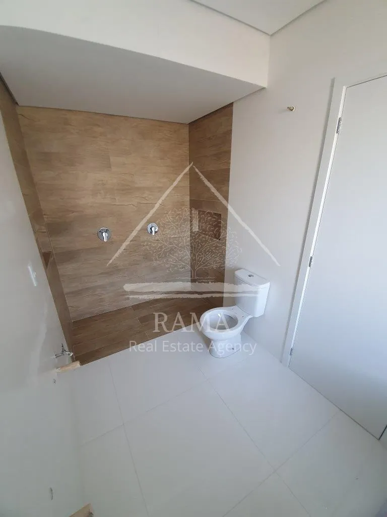 Casa de alto padrão em Condomínio Fechado no Estrela, 4 Quartos (3 Suítes)