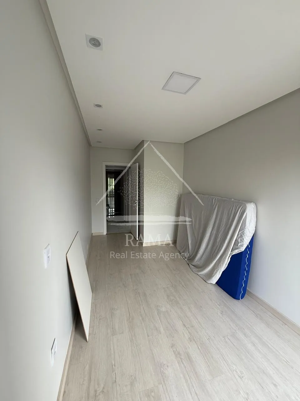 Apartamento Mobiliado c/ 2Q, 2V no Estrela Locação próx ao Colégio Sta Teresinha