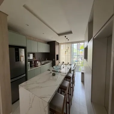 Apartamento Mobiliado c/ 2Q, 2V no Estrela Locação próx ao Colégio Sta Teresinha