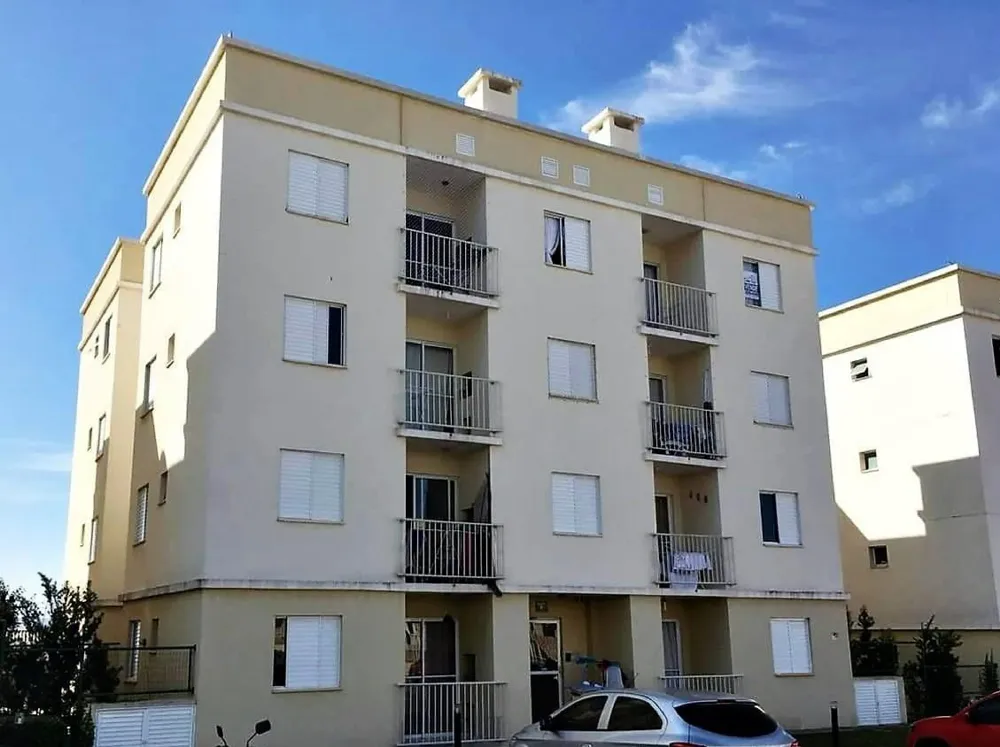 Apto semi-mobiliado no Cond. Resid. Campo Alegre 3Q + Garagem + Lazer