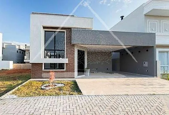Casa Térrea em Condomínio com 3 Quartos, Suíte, 2 vagas, semi-mobiliada