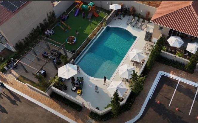 Casa Nova, em fase de acabamento, Condomínio Fechado em Oficinas! 3 Quartos/2 Vagas