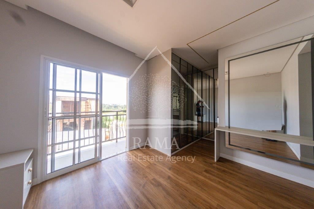 Casa Nova, em fase de acabamento, Condomínio Fechado em Oficinas! 3 Quartos/2 Vagas