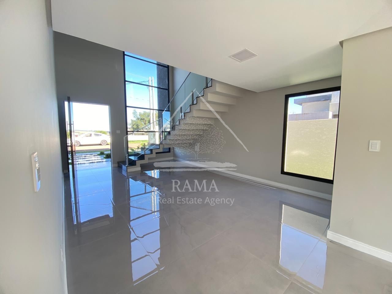 Casa de Alto Padrão no Terras Alphaville, 3 Suítes, 4 vagas, pronta para morar!