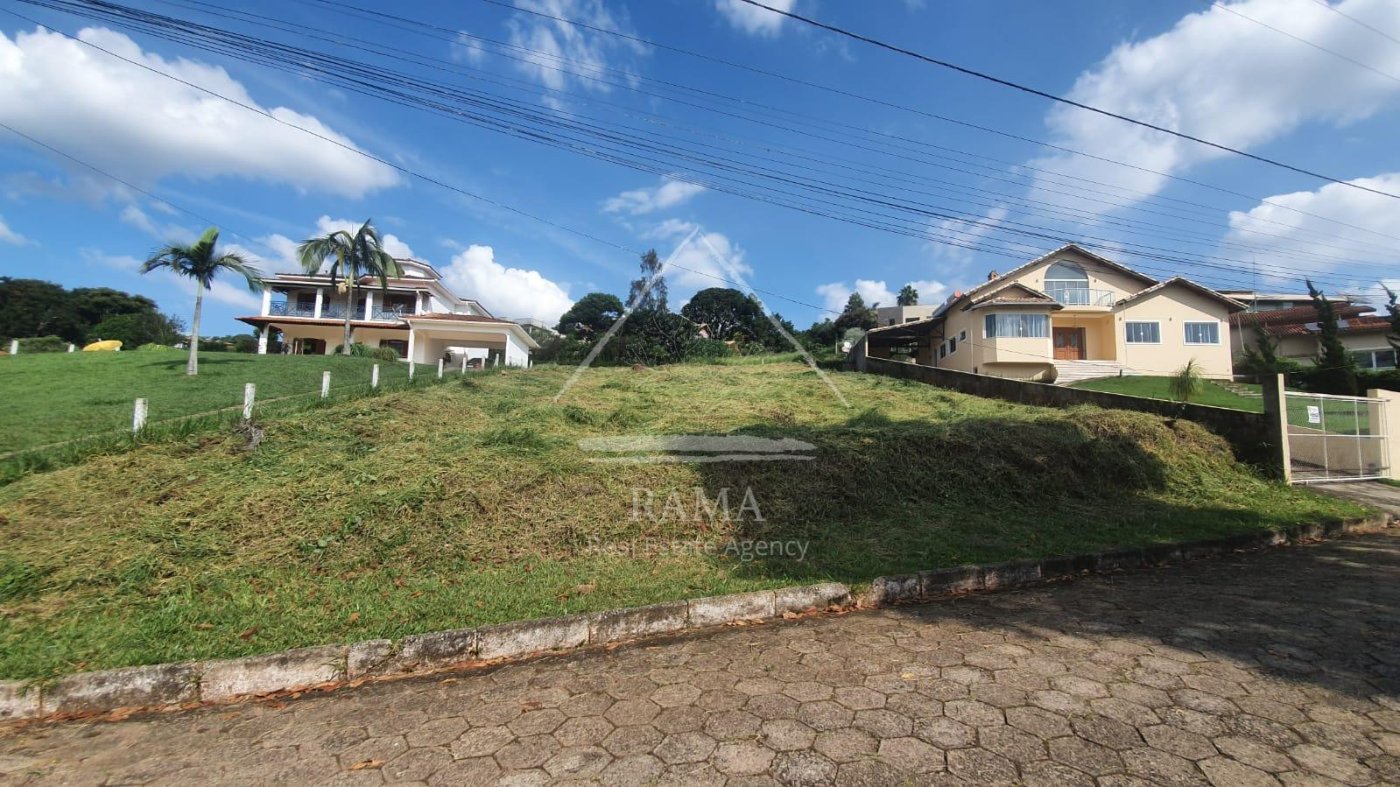 Terreno em Condomínio c/ apr. 1.100m² em São Lourenço Minas Gerais - Mantiqueira