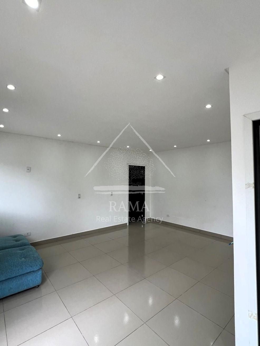 Excelente Barracão à Venda próximo ao Centro de Ponta Grossa - Pronto e Acabado!