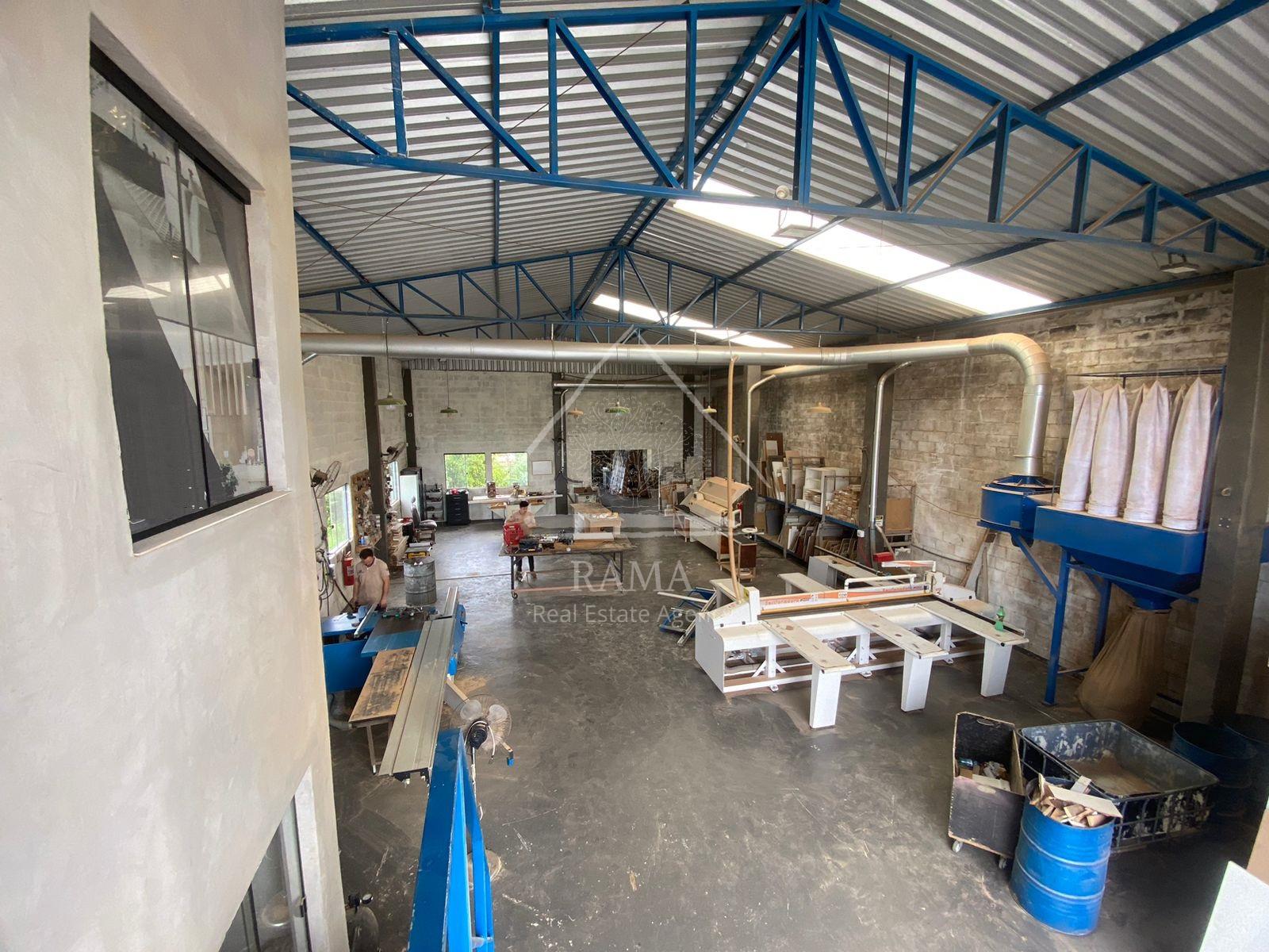 Excelente Barracão à Venda próximo ao Centro de Ponta Grossa - Pronto e Acabado!