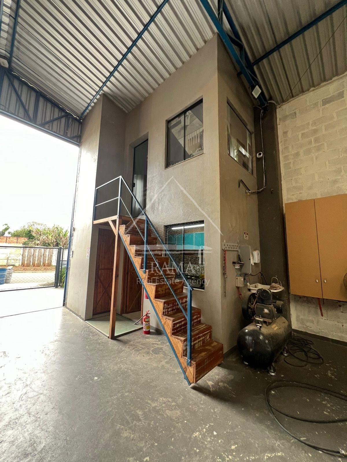 Excelente Barracão à Venda próximo ao Centro de Ponta Grossa - Pronto e Acabado!