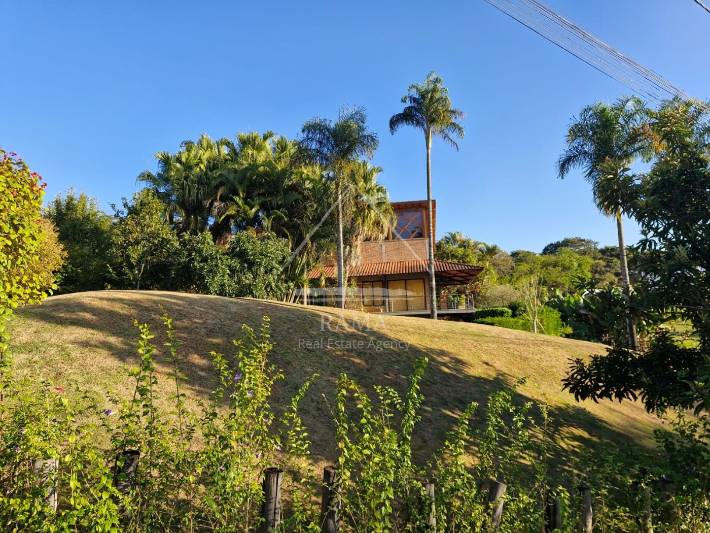 Casa Moderna em Condomínio Fechado Região de São Lourenço - Sul de Minas Gerais