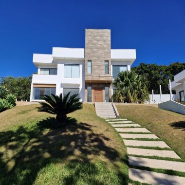 Casa Moderna em Condomínio Fechado Região de São Lourenço  - Sul de Minas Gerais