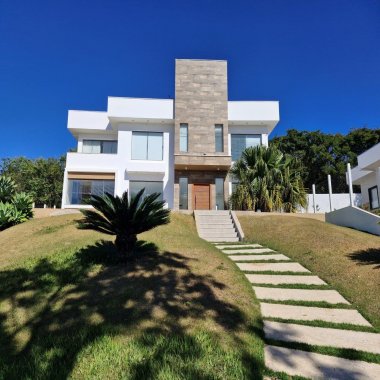 Casa Moderna em Condomínio Fechado Região de São Lourenço - Sul de Minas Gerais