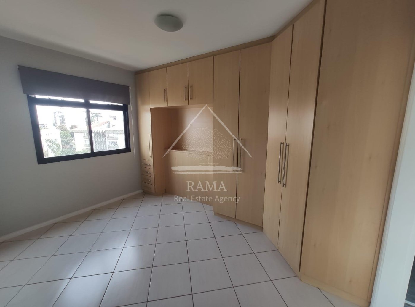 Apto em excelente localização no Vila Estrela, com linda mobília planejada!