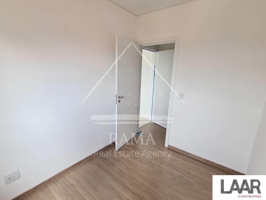 Apto Novo, pronto para morar em excelente localização no Vila Estrela!