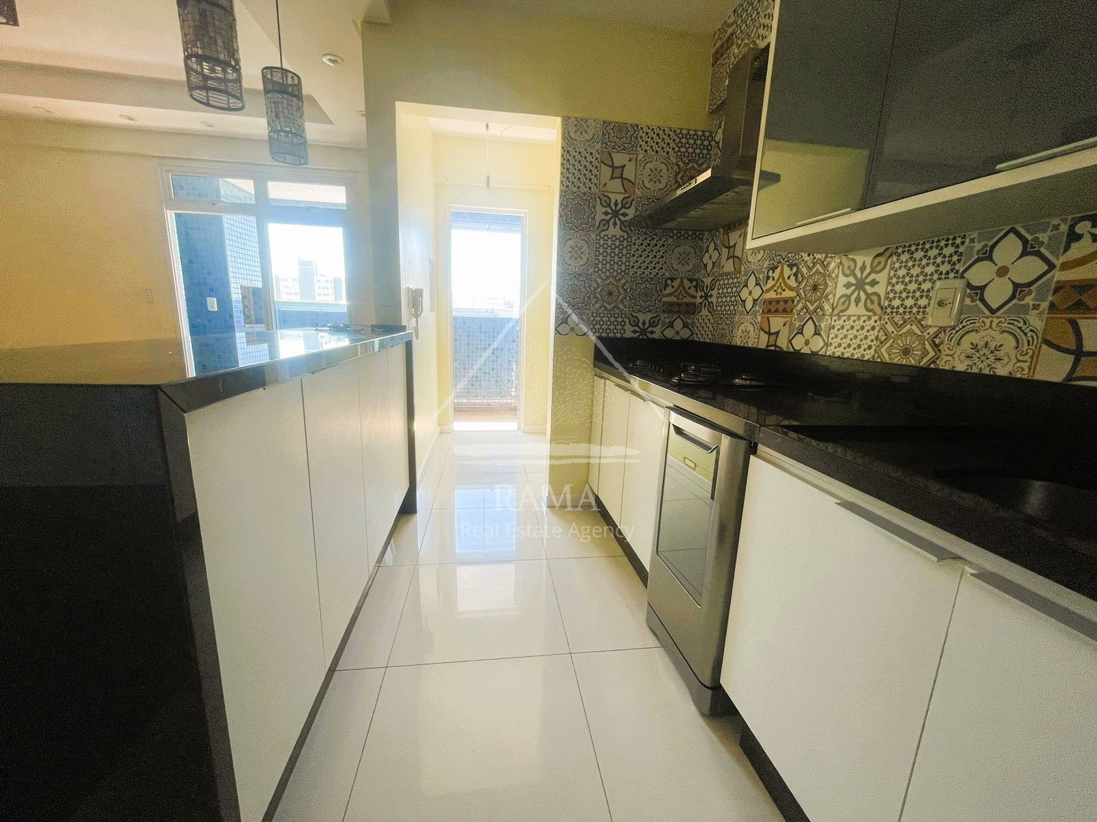 Apartamento de alto padrão 3Q no centro de Ponta Grossa, pronto para morar!