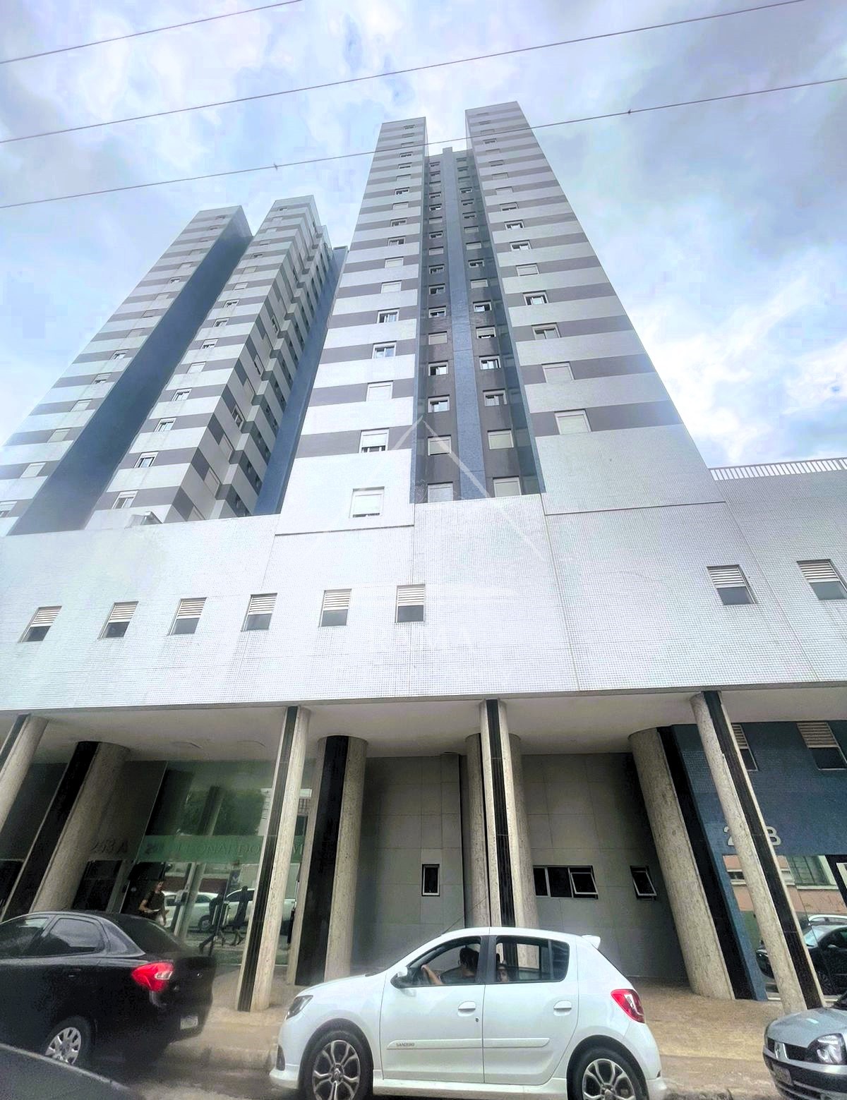 Apartamento de alto padrão no centro de Ponta Grossa, pronto para morar!