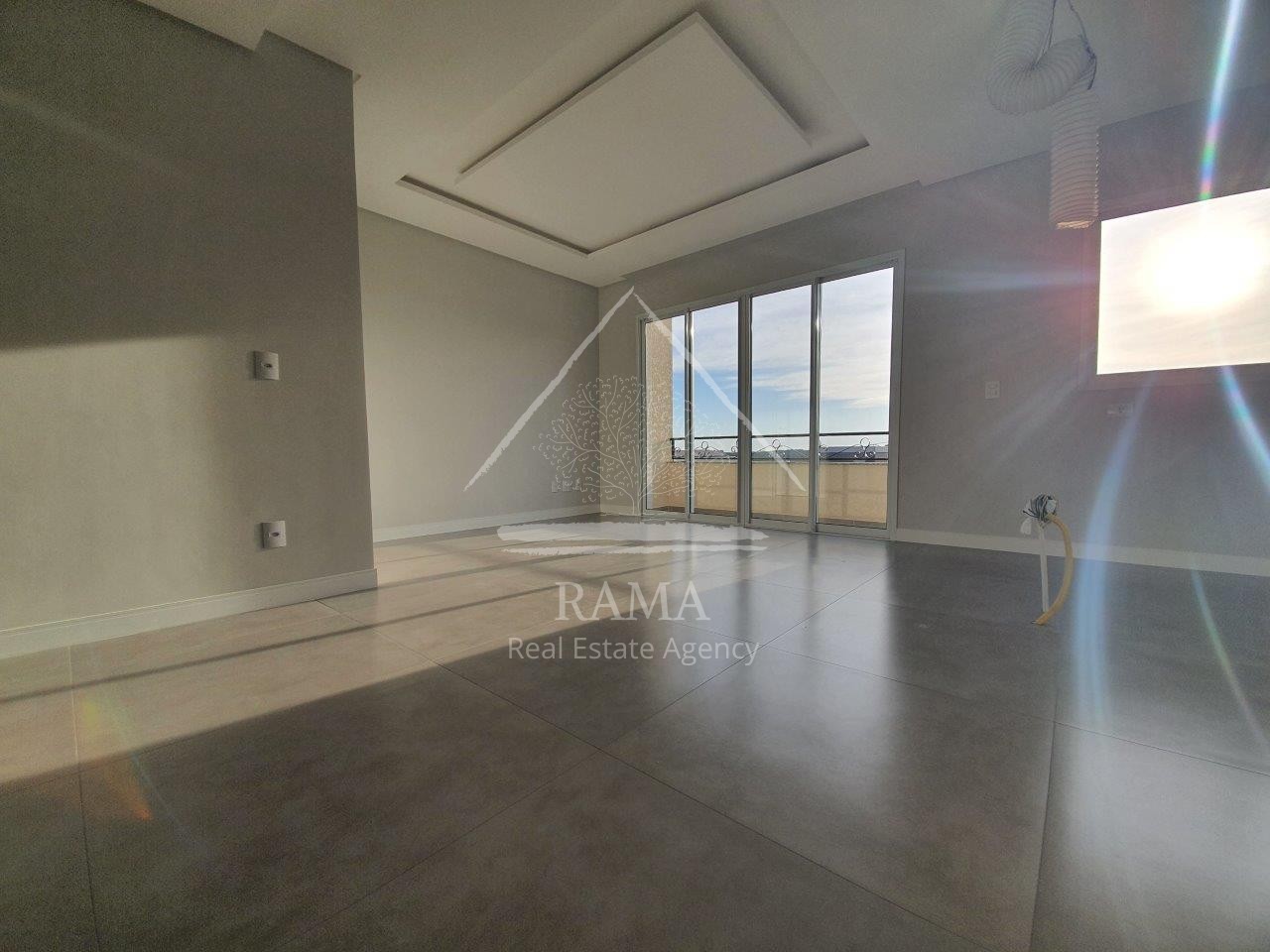 Casa de alto padrão em Condomínio Fechado no Estrela, 4 Quartos (3 Suítes)