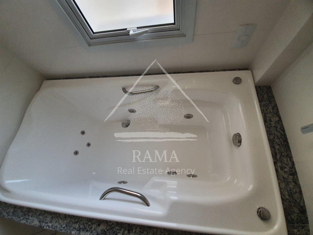Casa de alto padrão em Condomínio Fechado no Estrela, 4 Quartos (3 Suítes)