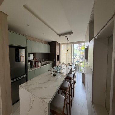 Apartamento inteiramente Mobiliado c/ 2Q e 2V no Estrela Locação próx ao Colégio Santa Teresinha