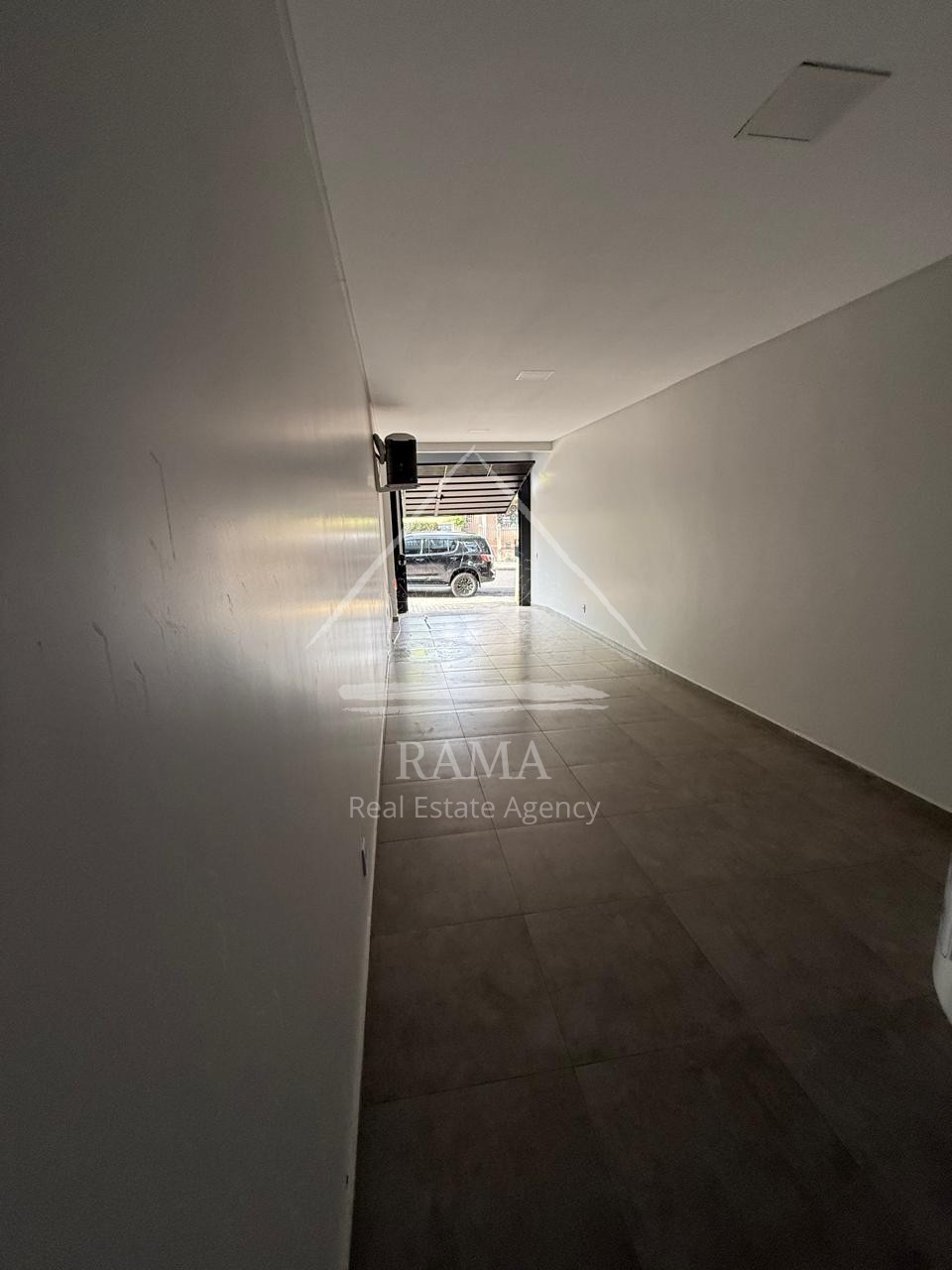 Apartamento inteiramente Mobiliado c/ 2Q e 2V no Estrela Locação próx ao Colégio Santa Teresinha