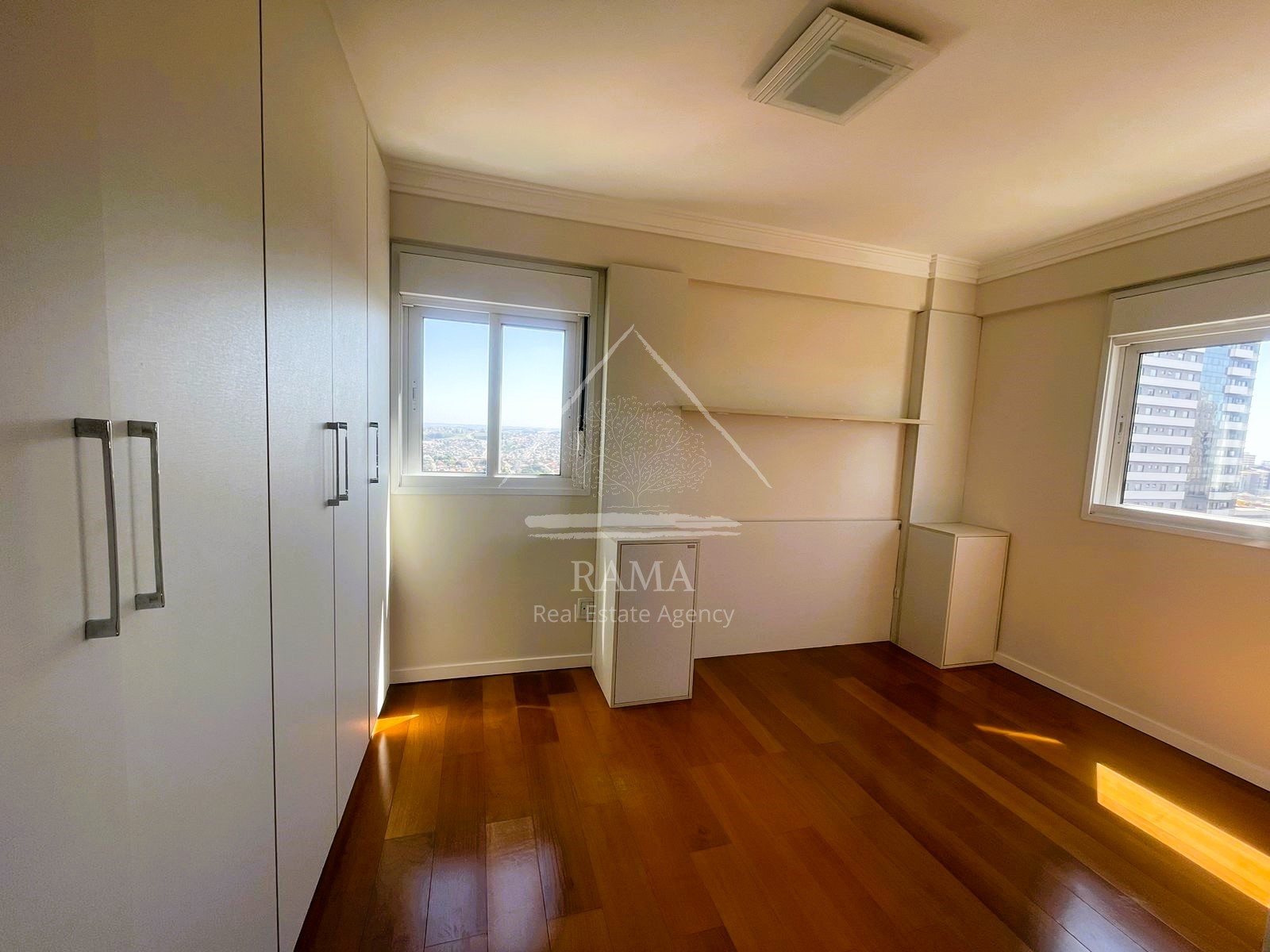 Apartamento de alto padrão p/ locação no centro de Ponta Grossa, pronto p morar!