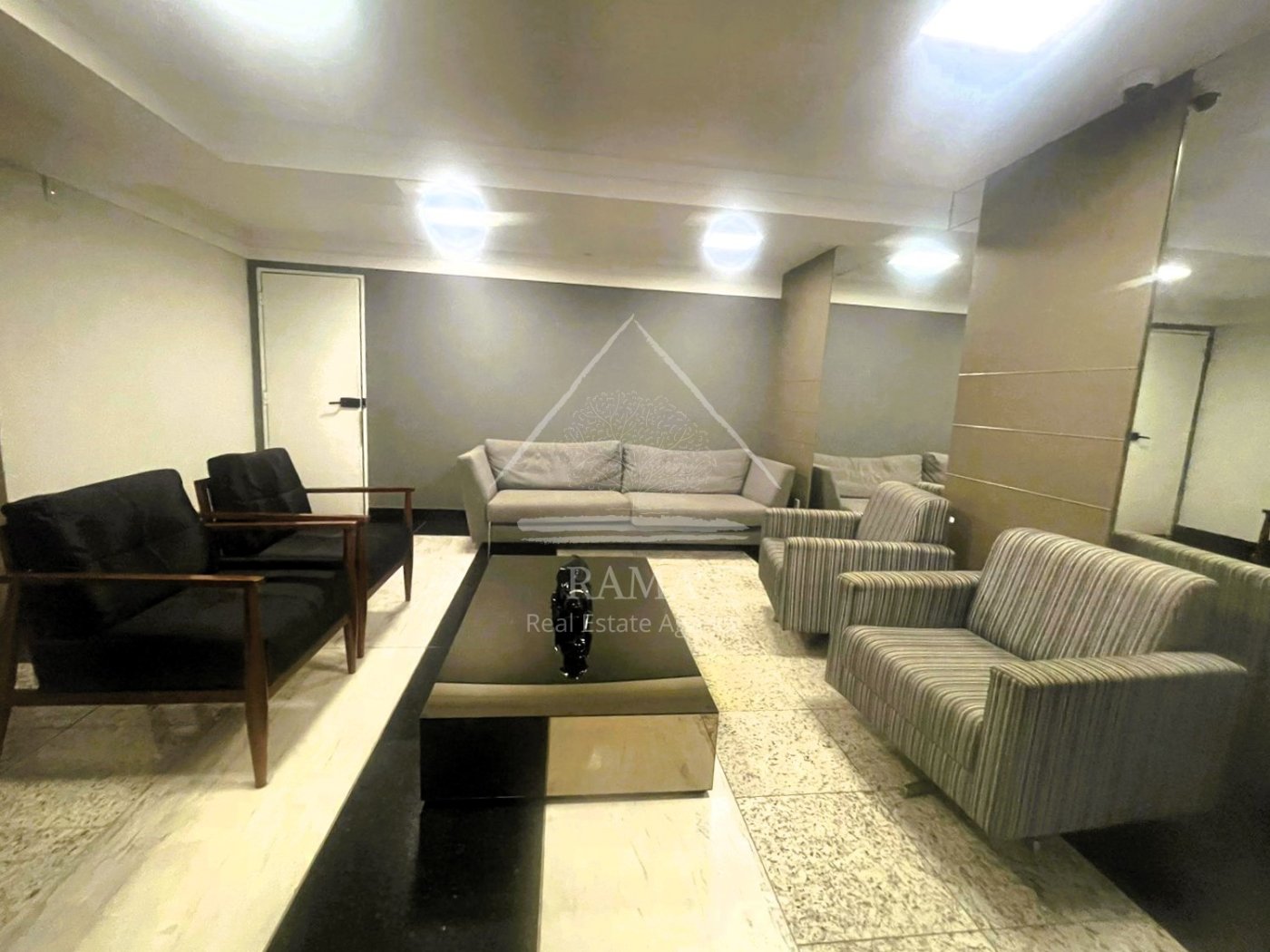 Apartamento de alto padrão p/ locação no centro de Ponta Grossa, pronto p morar!