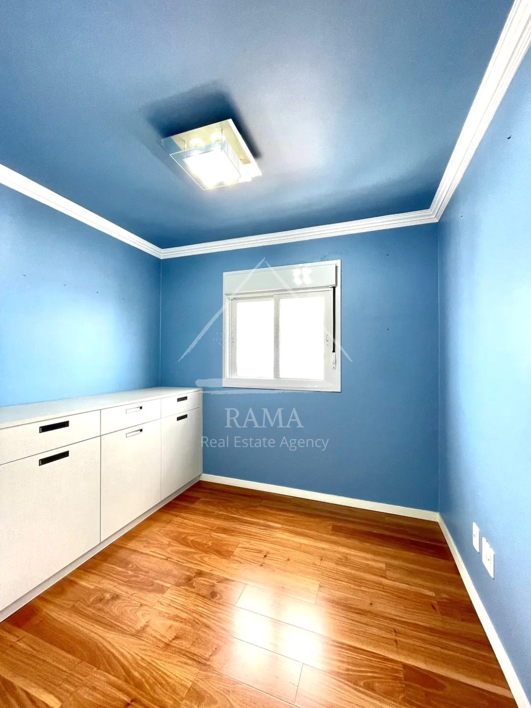 Apartamento de alto padrão 3Q no Centro de Ponta Grossa, pronto para morar!