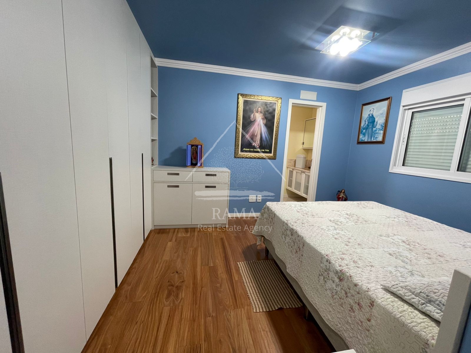 Apartamento de alto padrão 3Q no Centro de Ponta Grossa, pronto para morar!