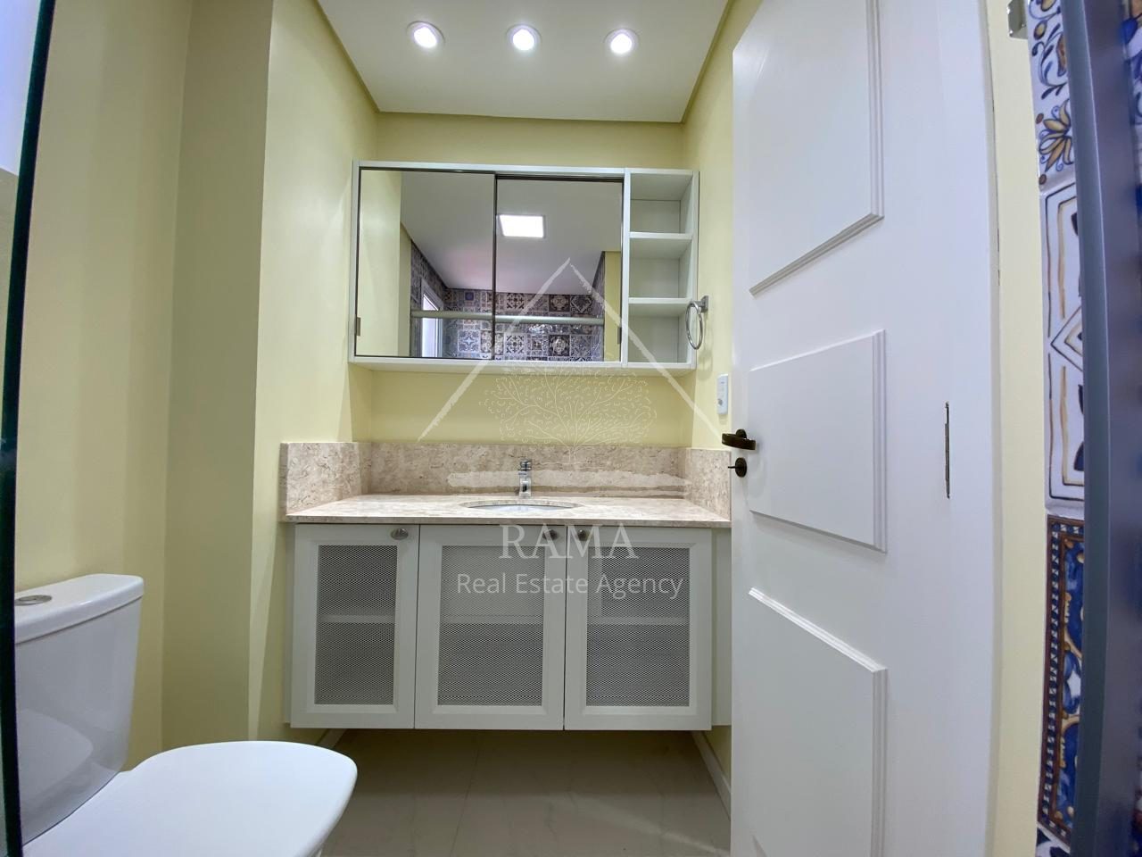 Apartamento de alto padrão 3Q no Centro de Ponta Grossa, pronto para morar!
