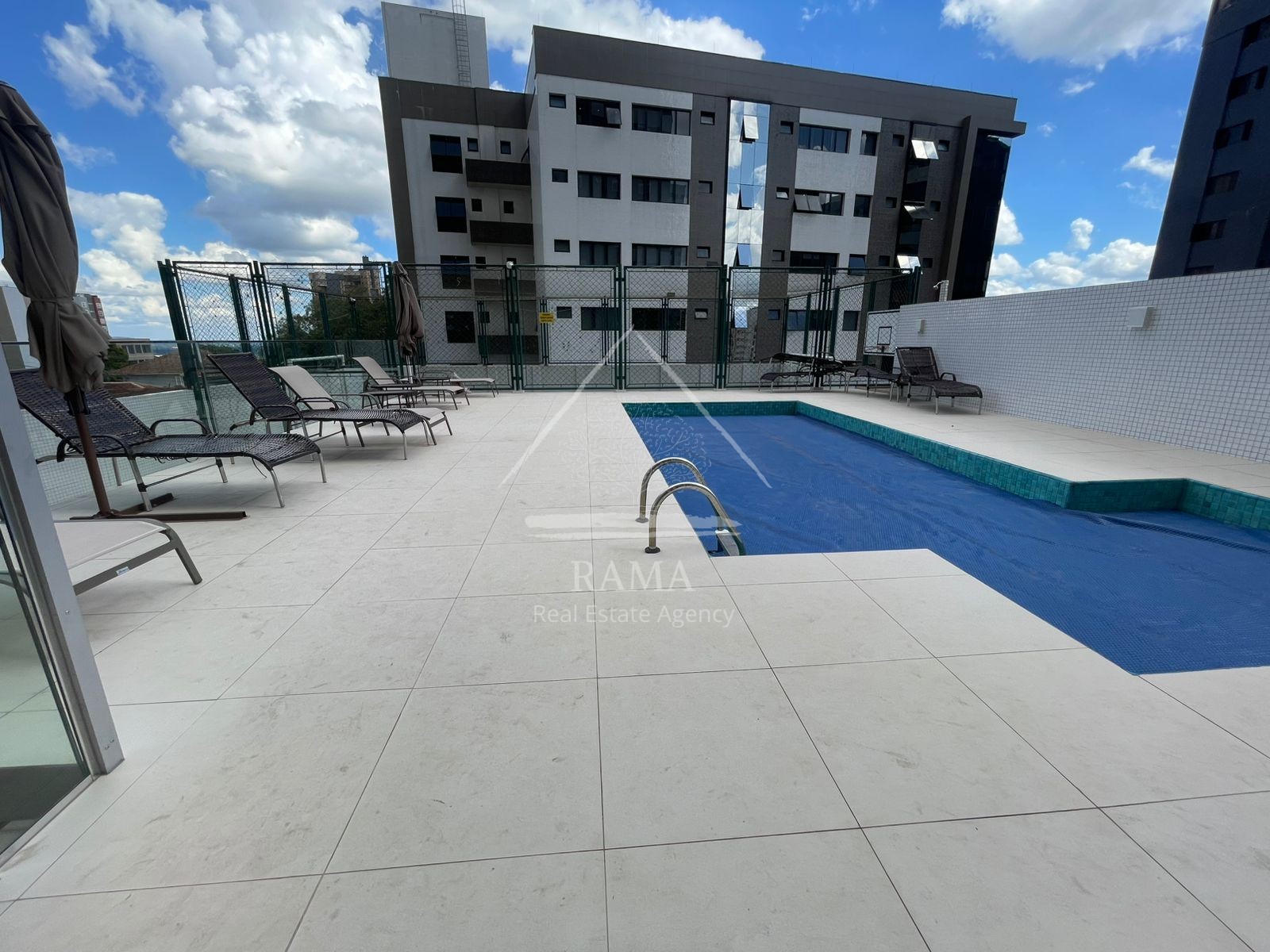 Apartamento de alto padrão 3Q no Centro de Ponta Grossa, pronto para morar!