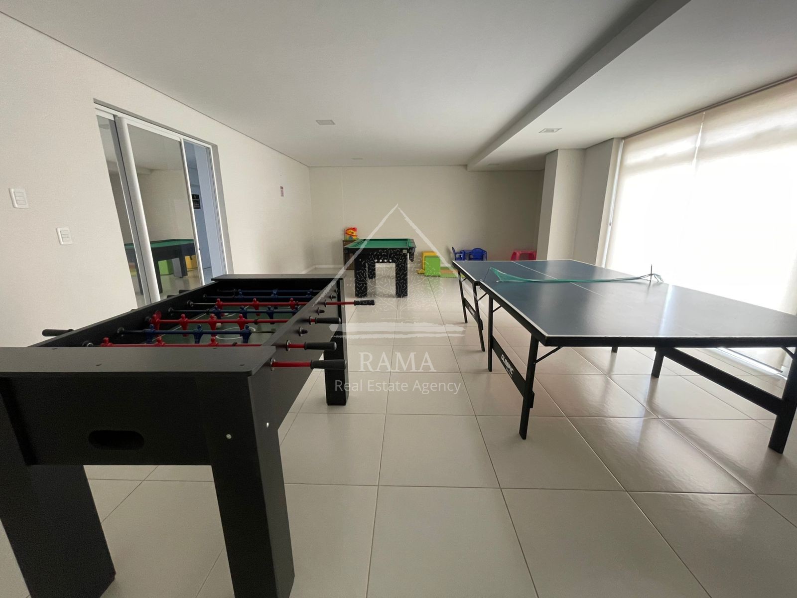 Apartamento de alto padrão 3Q no Centro de Ponta Grossa, pronto para morar!