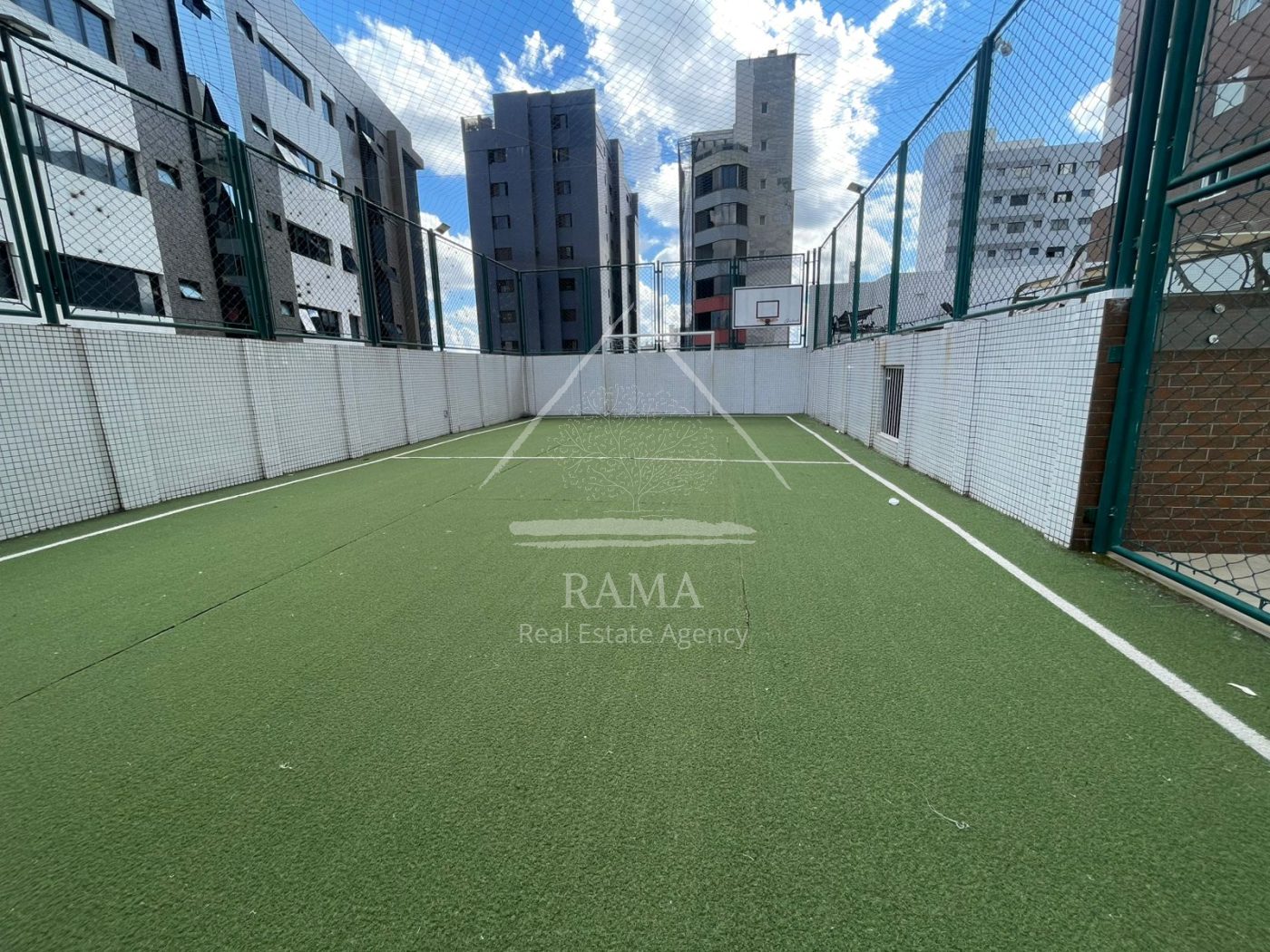 Apto 3Q/S de alto padrão p/ locação no centro de Ponta Grossa, pronto p morar!