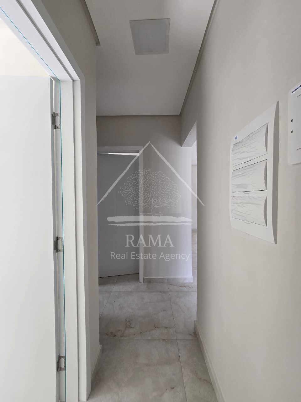 Casa pronta para morar Condomínio Fechado - Ponta Grossa