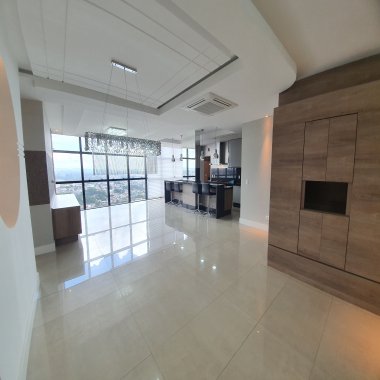 Apartamento de Alto Padrão no Centro de Ponta Grossa para Locação ou Venda